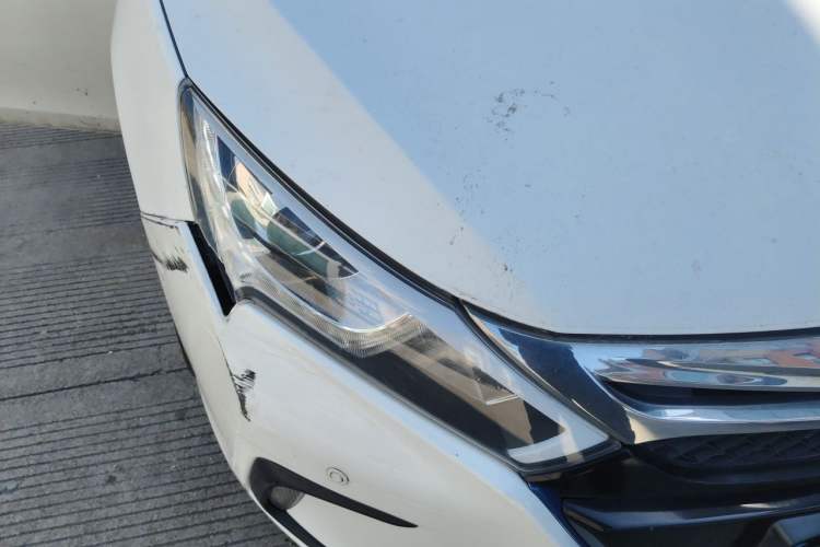 Used BYD Qin New Energy 2014 1.5T Flagship Model Right Front Headlight