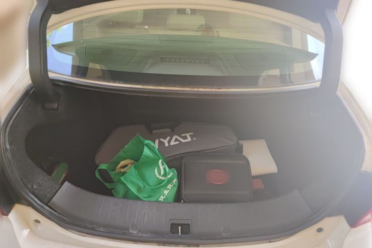 Used BYD Qin New Energy 2014 1.5T Flagship Model Trunk