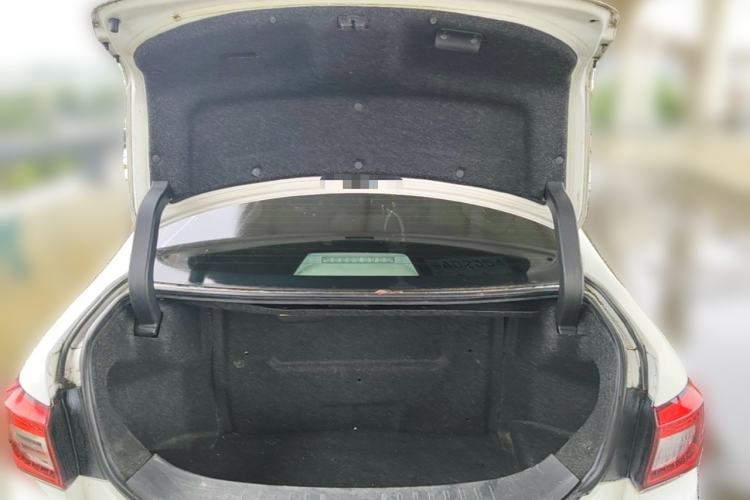 Used BYD Qin New Energy 2014 1.5T Flagship Model Trunk