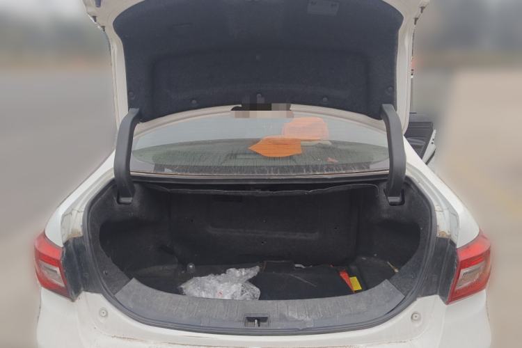 Used BYD Qin New Energy 2014 1.5T Flagship Model Trunk