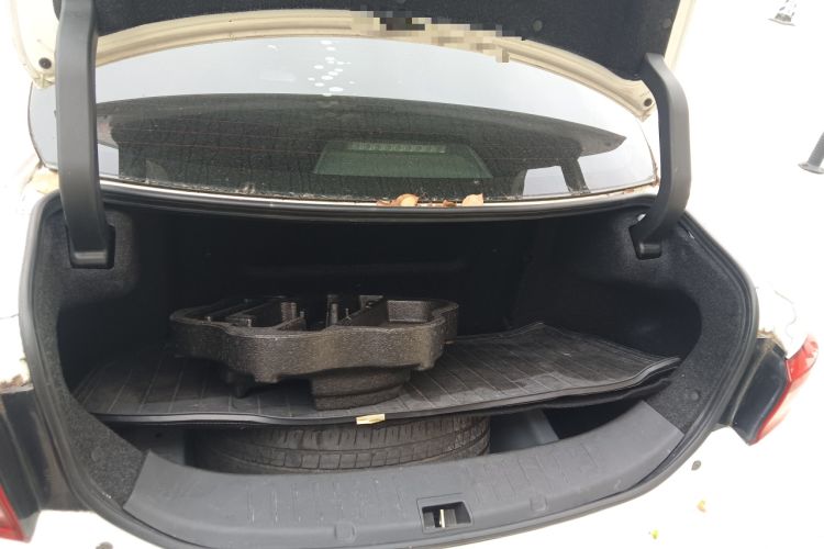 Used BYD Qin New Energy 2014 1.5T Flagship Model Trunk
