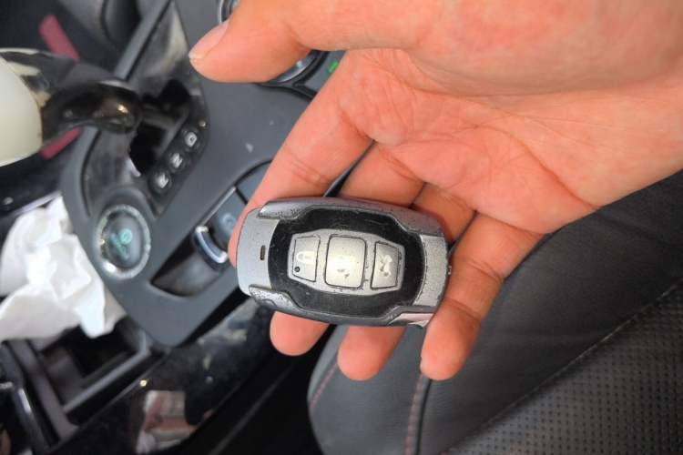 Used BYD Qin New Energy 2014 1.5T Cool Black Knight Flagship Model Vehicle Key