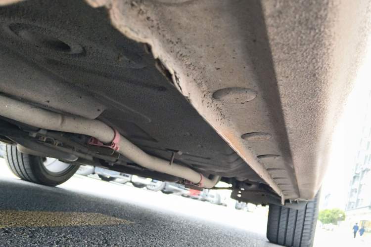 Used BYD Qin New Energy 2014 1.5T Flagship Model Chassis Front Left