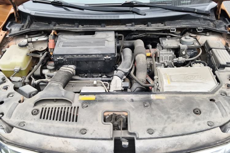 Used BYD Qin New Energy 2014 1.5T Flagship Model Engine Bay