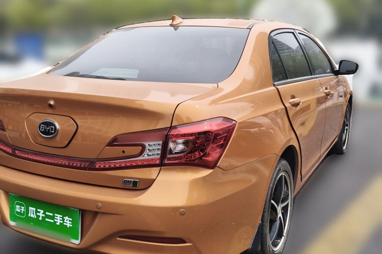 Used BYD Qin New Energy 2014 1.5T Flagship Model Rear Right 45 Deg