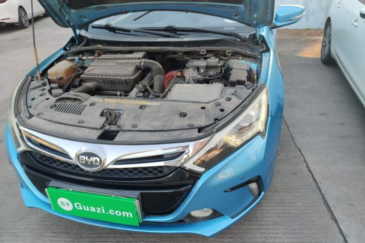 Used BYD Qin New Energy 2015 1.5T Dual-Crown Flagship Plus Edition Engine Bay Left