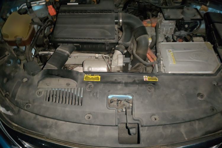 Used BYD Qin New Energy 2015 1.5T Dual-Crown Flagship Plus Edition Engine Bay