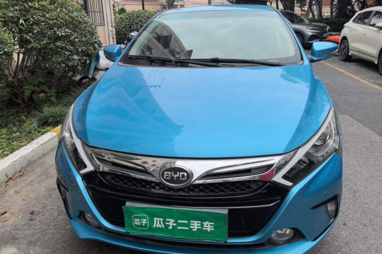 Used BYD Qin New Energy 2015 1.5T Dual-Crown Flagship Plus Edition Front