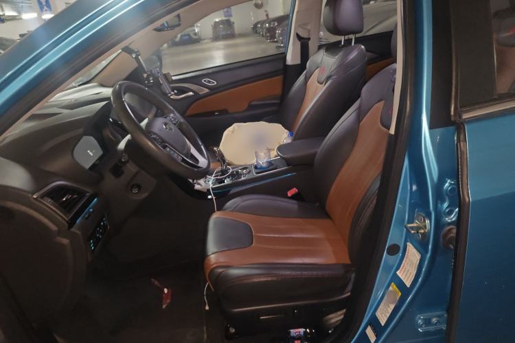 Used BYD Qin New Energy 2015 1.5T Dual-Crown Flagship Plus Edition Left Front Seat
