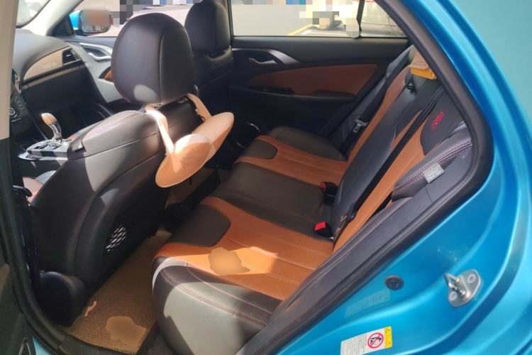 Used BYD Qin New Energy 2015 1.5T Dual-Crown Flagship Plus Edition Left Rear Seat