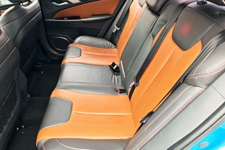 Used BYD Qin New Energy 2015 1.5T Dual-Crown Flagship Plus Edition Left Rear Seat