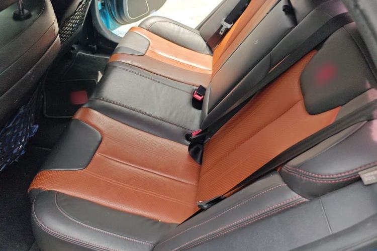 Used BYD Qin New Energy 2015 1.5T Dual-Crown Flagship Plus Edition Left Rear Seat