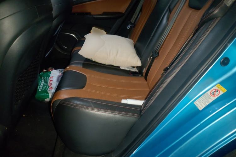 Used BYD Qin New Energy 2015 1.5T Dual-Crown Flagship Plus Edition Left Rear Seat