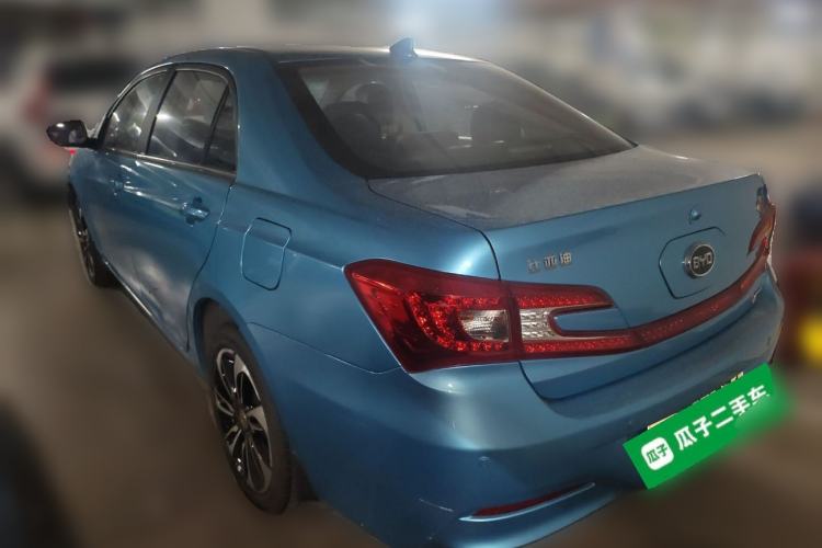 Used BYD Qin New Energy 2015 1.5T Dual-Crown Flagship Plus Edition Rear Left 45 Deg