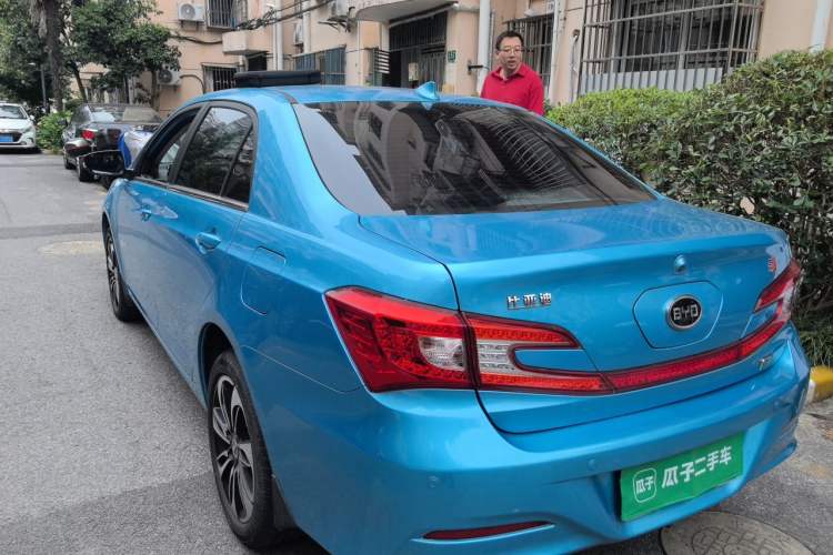 Used BYD Qin New Energy 2015 1.5T Dual-Crown Flagship Plus Edition Rear Left 45 Deg
