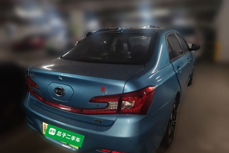 Used BYD Qin New Energy 2015 1.5T Dual-Crown Flagship Plus Edition Rear Right 45 Deg