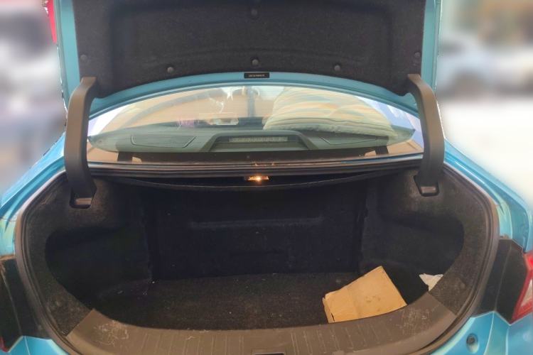Used BYD Qin New Energy 2015 1.5T Dual-Crown Flagship Plus Edition Trunk