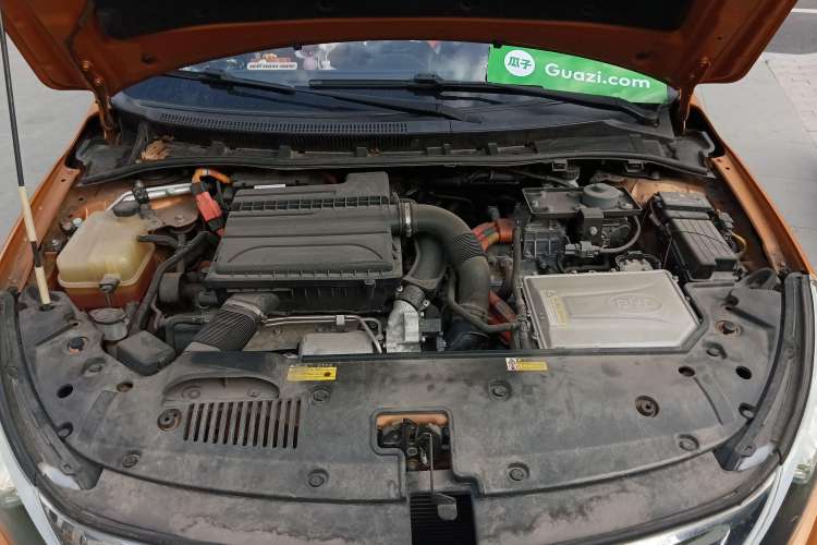Used BYD Qin New Energy 2015 1.5T Dual-Crown Flagship Plus Edition Engine Bay