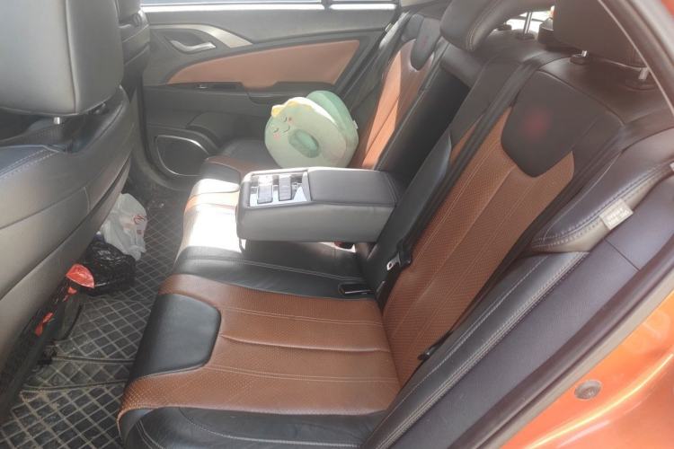 Used BYD Qin New Energy 2015 1.5T Dual-Crown Flagship Plus Edition Left Rear Seat