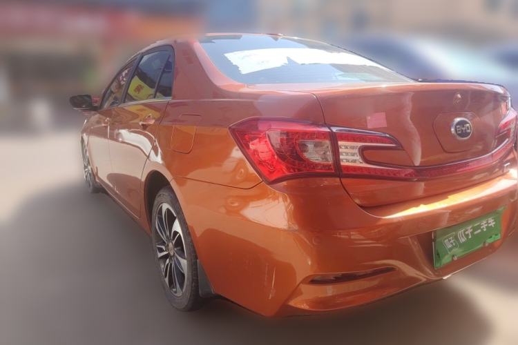 Used BYD Qin New Energy 2015 1.5T Dual-Crown Flagship Plus Edition Rear Left 45 Deg