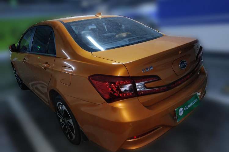 Used BYD Qin New Energy 2015 1.5T Dual-Crown Flagship Plus Edition Rear Left 45 Deg