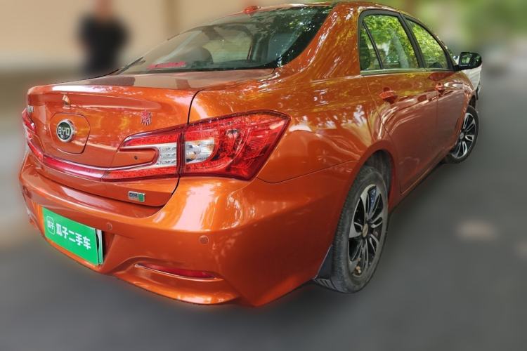 Used BYD Qin New Energy 2015 1.5T Dual-Crown Flagship Edition Rear Right 45 Deg