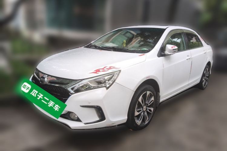 Used BYD Qin New Energy 2015 1.5T Dual-Crown Flagship Plus Edition Guazi used car, China used car export, Used car for sale, Used cars, Cheapest cars for sale