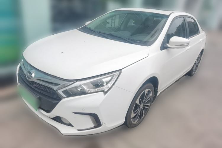 Used BYD Qin New Energy 2015 1.5T Dual-Crown Flagship Plus Edition Guazi used car, China used car export, Used car for sale, Used cars, Cheapest cars for sale