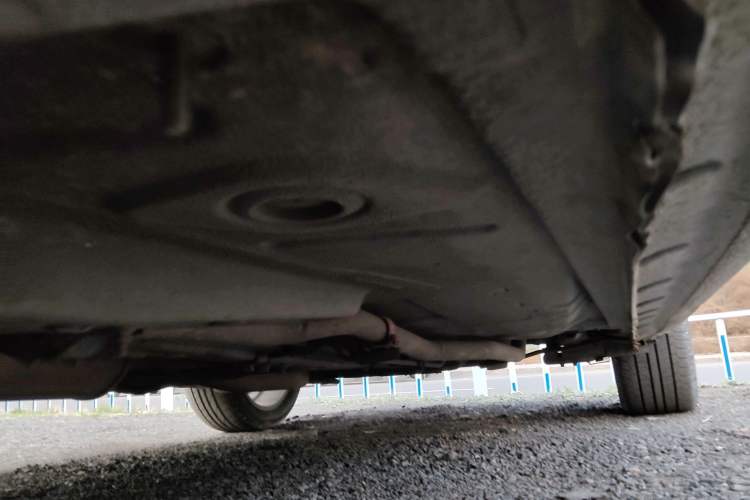 Used BYD Qin New Energy 2015 1.5T Dual-Crown Flagship Edition Chassis Front Left