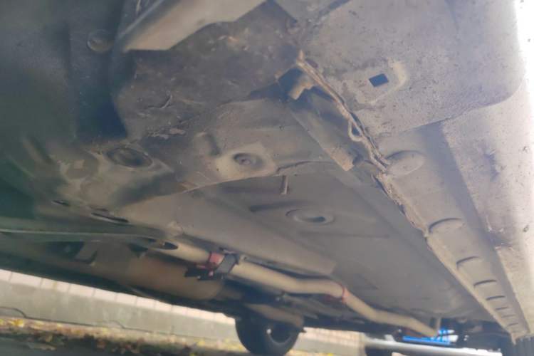 Used BYD Qin New Energy 2015 1.5T Dual-Crown Flagship Plus Edition Chassis Front Left
