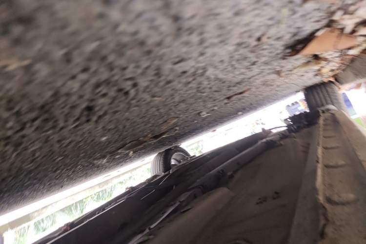 Used BYD Qin New Energy 2015 1.5T Dual-Crown Flagship Plus Edition Chassis Front Right