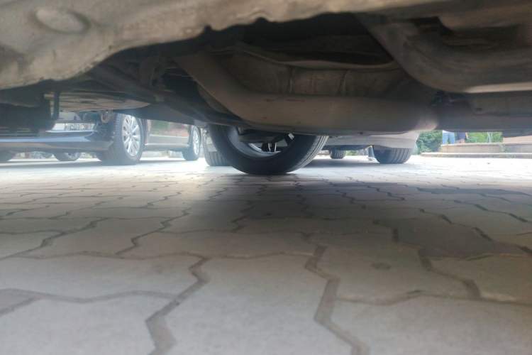Used BYD Qin New Energy 2015 1.5T Dual-Crown Flagship Plus Edition Chassis Front Right