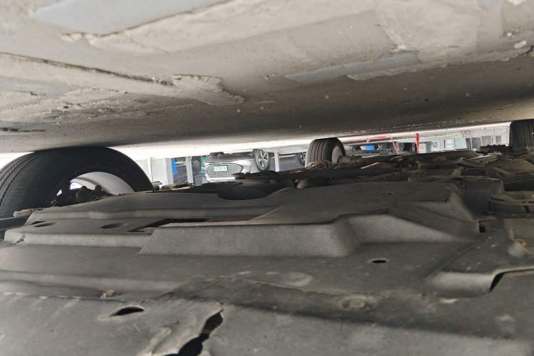 Used BYD Qin New Energy 2015 1.5T Dual-Crown Flagship Plus Edition Chassis Front
