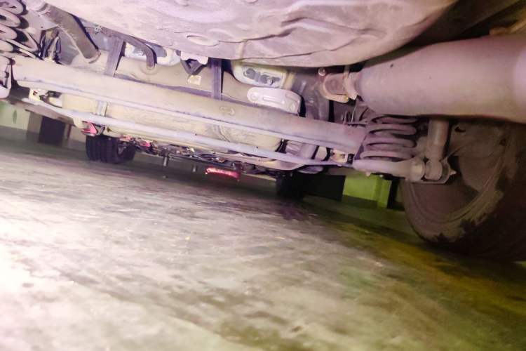 Used BYD Qin New Energy 2015 1.5T Dual-Crown Flagship Plus Edition Chassis Rear