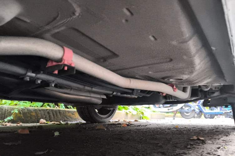 Used BYD Qin New Energy 2015 1.5T Dual-Crown Flagship Edition Chassis Rear Right