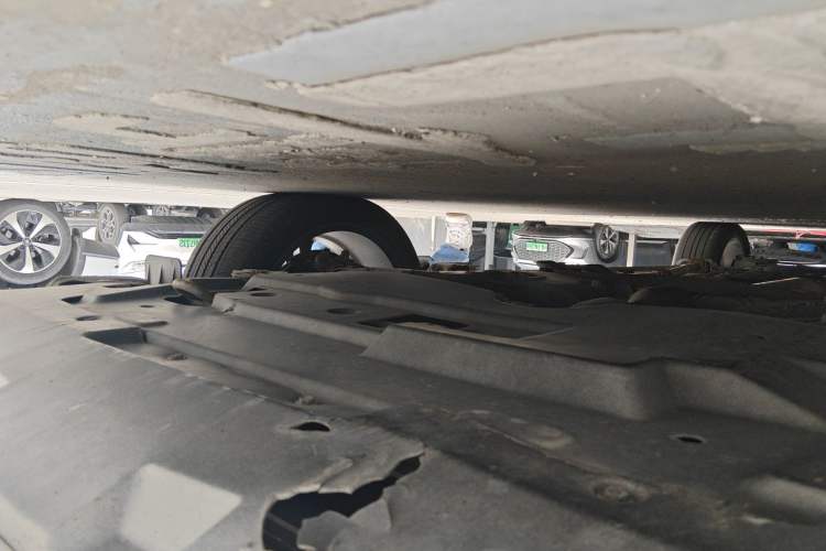 Used BYD Qin New Energy 2015 1.5T Dual-Crown Flagship Plus Edition Chassis Rear Right
