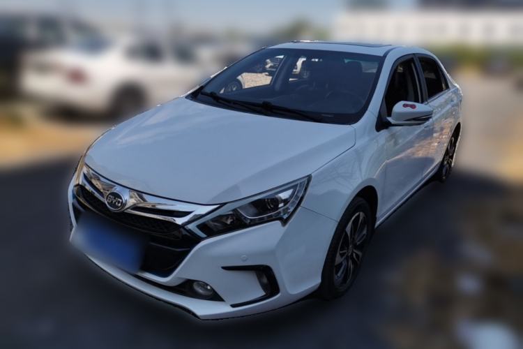 Used BYD Qin New Energy 2015 1.5T Dual-Crown Flagship Plus Edition Guazi used car, China used car export, Used car for sale, Used cars, Cheapest cars for sale