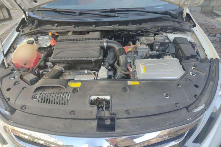 Used BYD Qin New Energy 2015 1.5T Dual-Crown Flagship Plus Edition Engine Bay