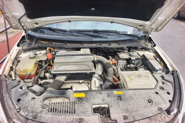 Used BYD Qin New Energy 2015 1.5T Dual-Crown Flagship Plus Edition Engine Bay