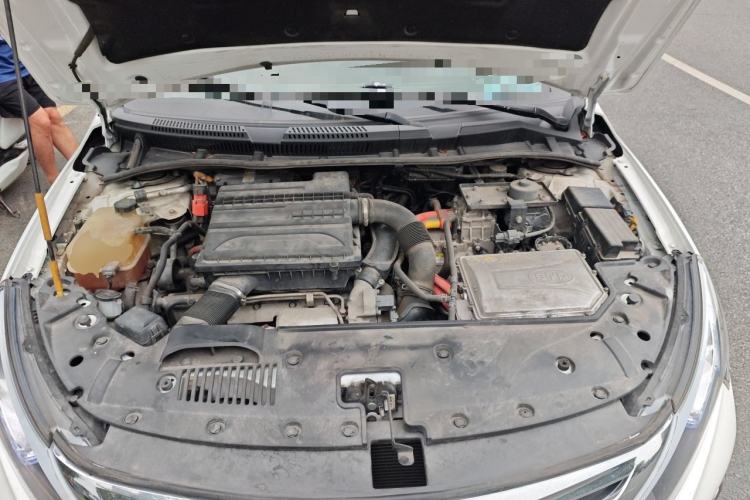 Used BYD Qin New Energy 2015 1.5T Dual-Crown Flagship Plus Edition Engine Bay