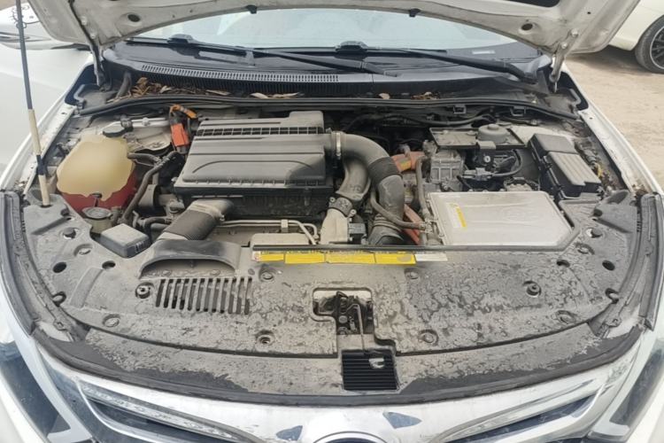 Used BYD Qin New Energy 2015 1.5T Dual-Crown Flagship Edition Engine Bay