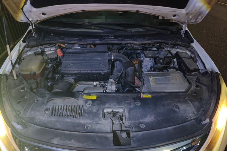 Used BYD Qin New Energy 2015 1.5T Dual-Crown Flagship Edition Engine Bay