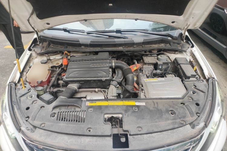 Used BYD Qin New Energy 2015 1.5T Dual-Crown Flagship Plus Edition Engine Bay