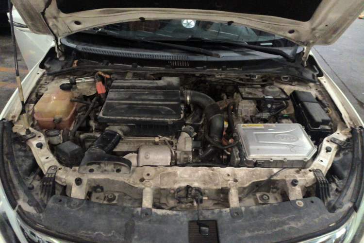 Used BYD Qin New Energy 2015 1.5T Dual-Crown Flagship Edition Engine Bay