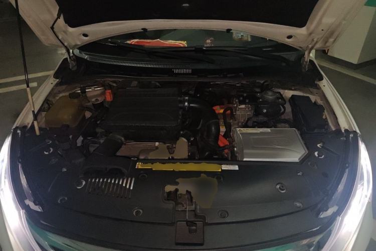 Used BYD Qin New Energy 2015 1.5T Dual-Crown Flagship Edition Engine Bay