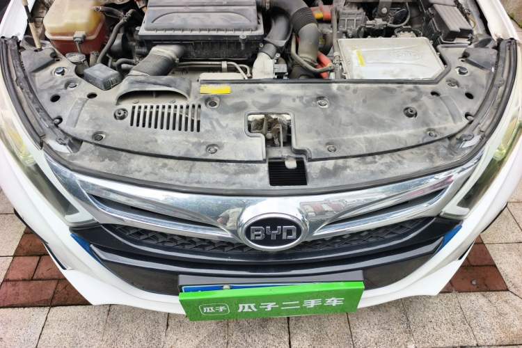 Used BYD Qin New Energy 2015 1.5T Dual-Crown Flagship Plus Edition Engine Bay