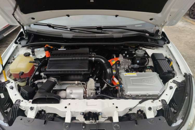 Used BYD Qin New Energy 2015 1.5T Dual-Crown Flagship Plus Edition Engine Bay