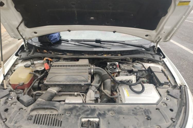 Used BYD Qin New Energy 2015 1.5T Dual-Crown Flagship Plus Edition Engine Bay