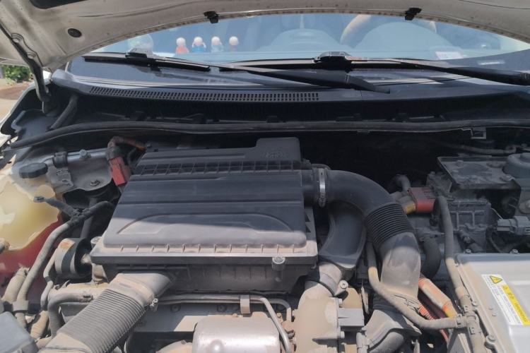 Used BYD Qin New Energy 2015 1.5T Dual-Crown Flagship Plus Edition Engine Bay