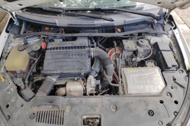 Used BYD Qin New Energy 2015 1.5T Dual-Crown Flagship Plus Edition Engine Bay